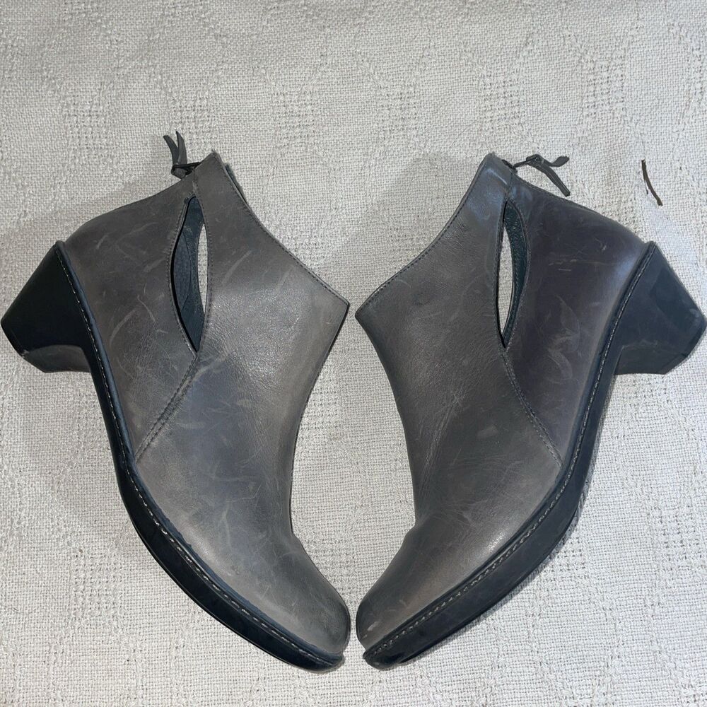 Dansko Women’s Heeled Booties Size 41 U.S. 10 M Gray Leather Going Out Party Fun